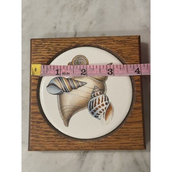Vintage 4 Piece Sea Shells Wood & Ceramic Inlay Coaster Set Coastal Beach Decor - Picture 10 of 11